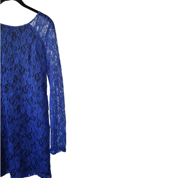 BCBGENERATION Electric Blue Lace Bodycon Mini Dress Womens 10 NWT Long Sleeve - Picture 6 of 11
